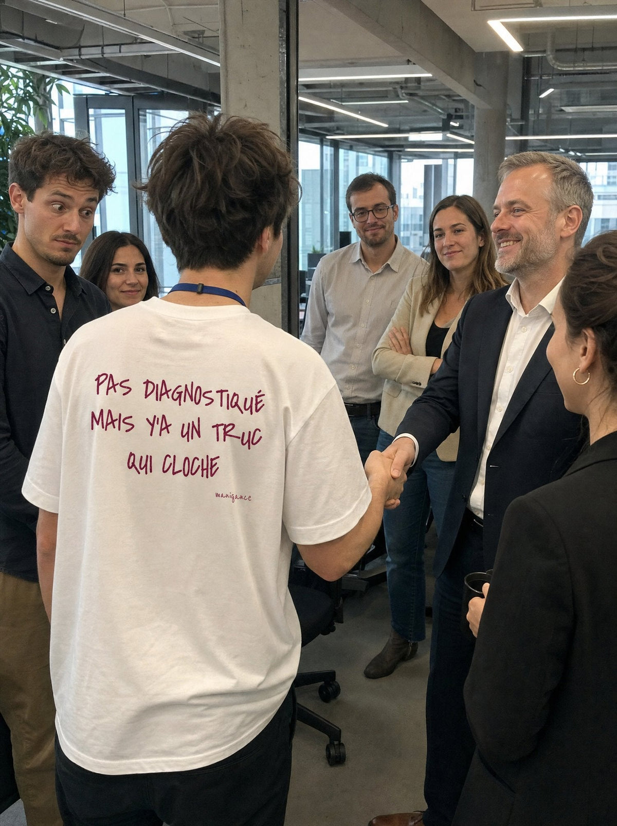 T-shirt « Pas diagnostiqué mais y’a un truc qui cloche »
